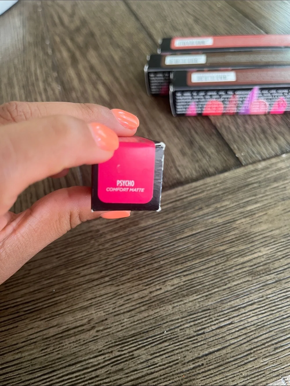 Urban Decay Comfort Matte Lipstick - Psycho (Bright Pink)